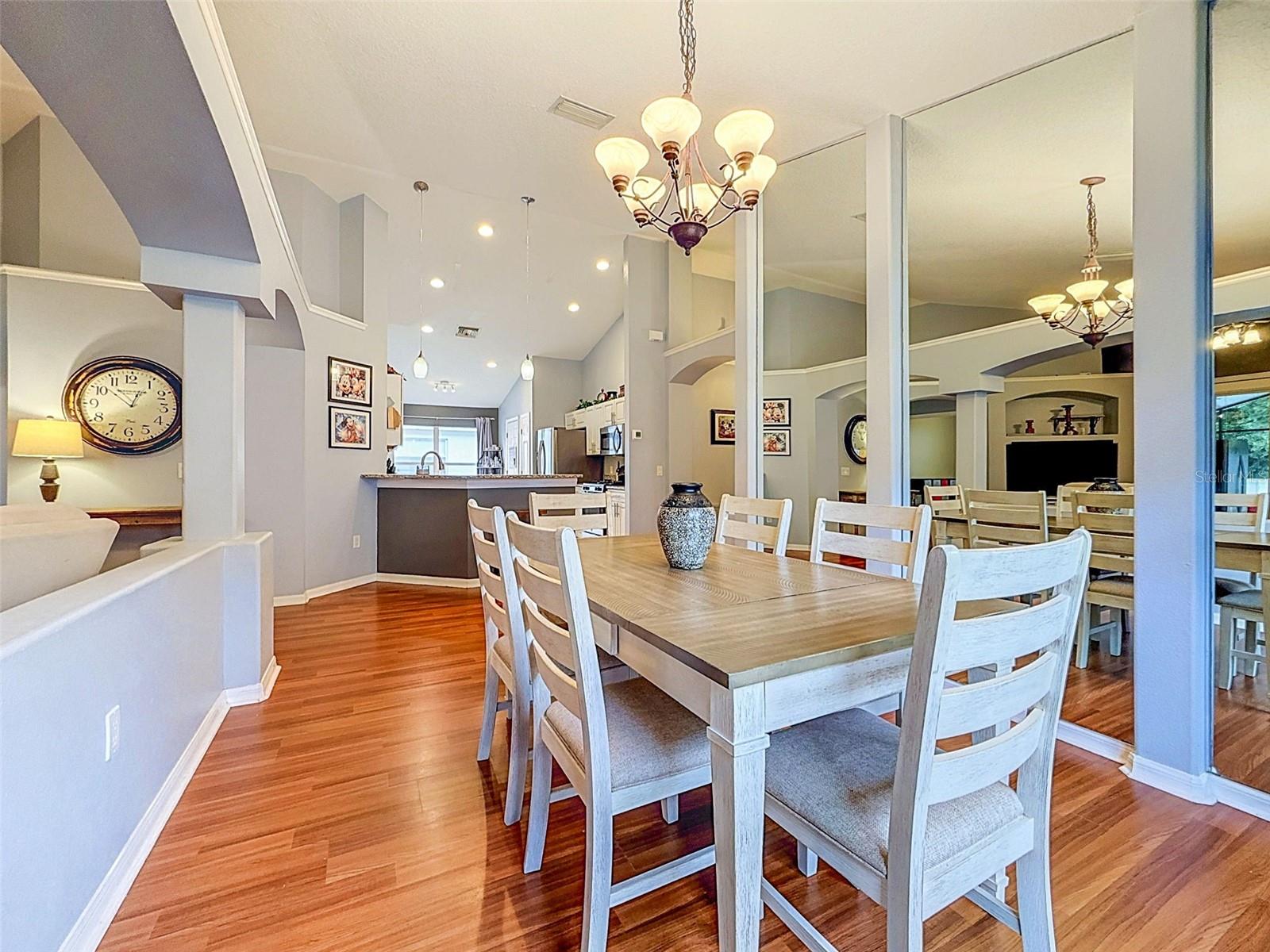 5720 HAWKLAKE RD — photo 16