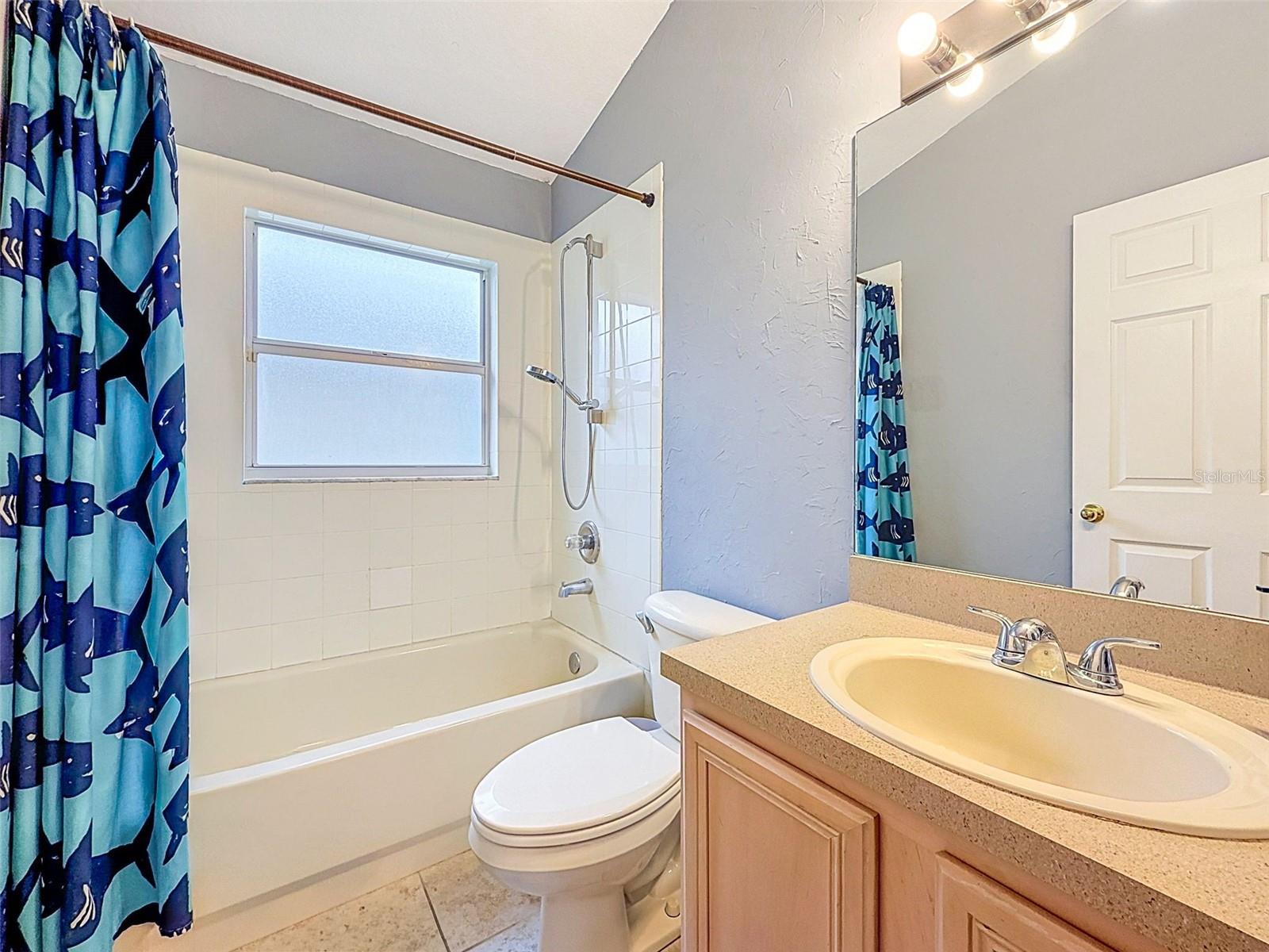 5720 HAWKLAKE RD — photo 56