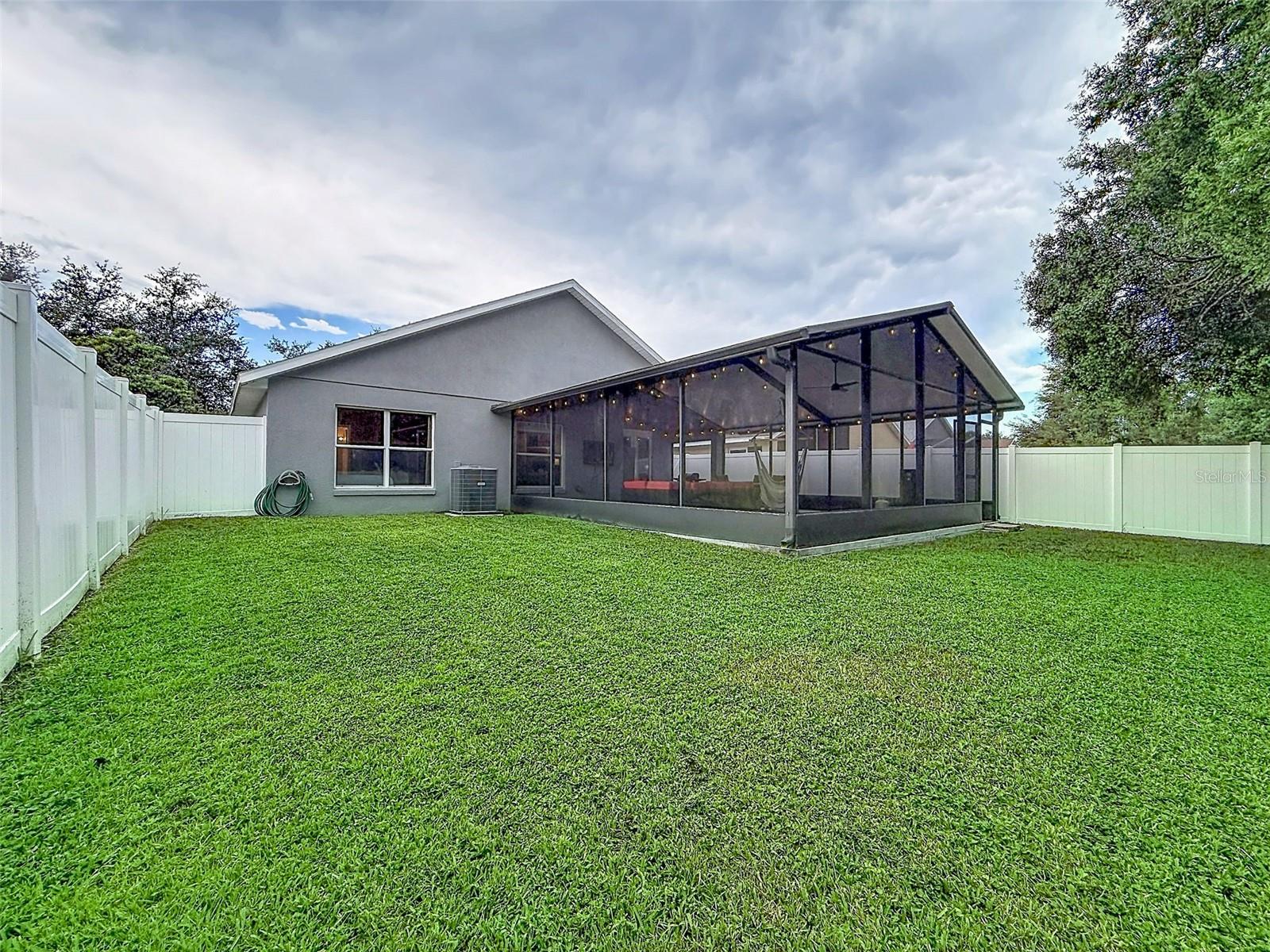 5720 HAWKLAKE RD — photo 66