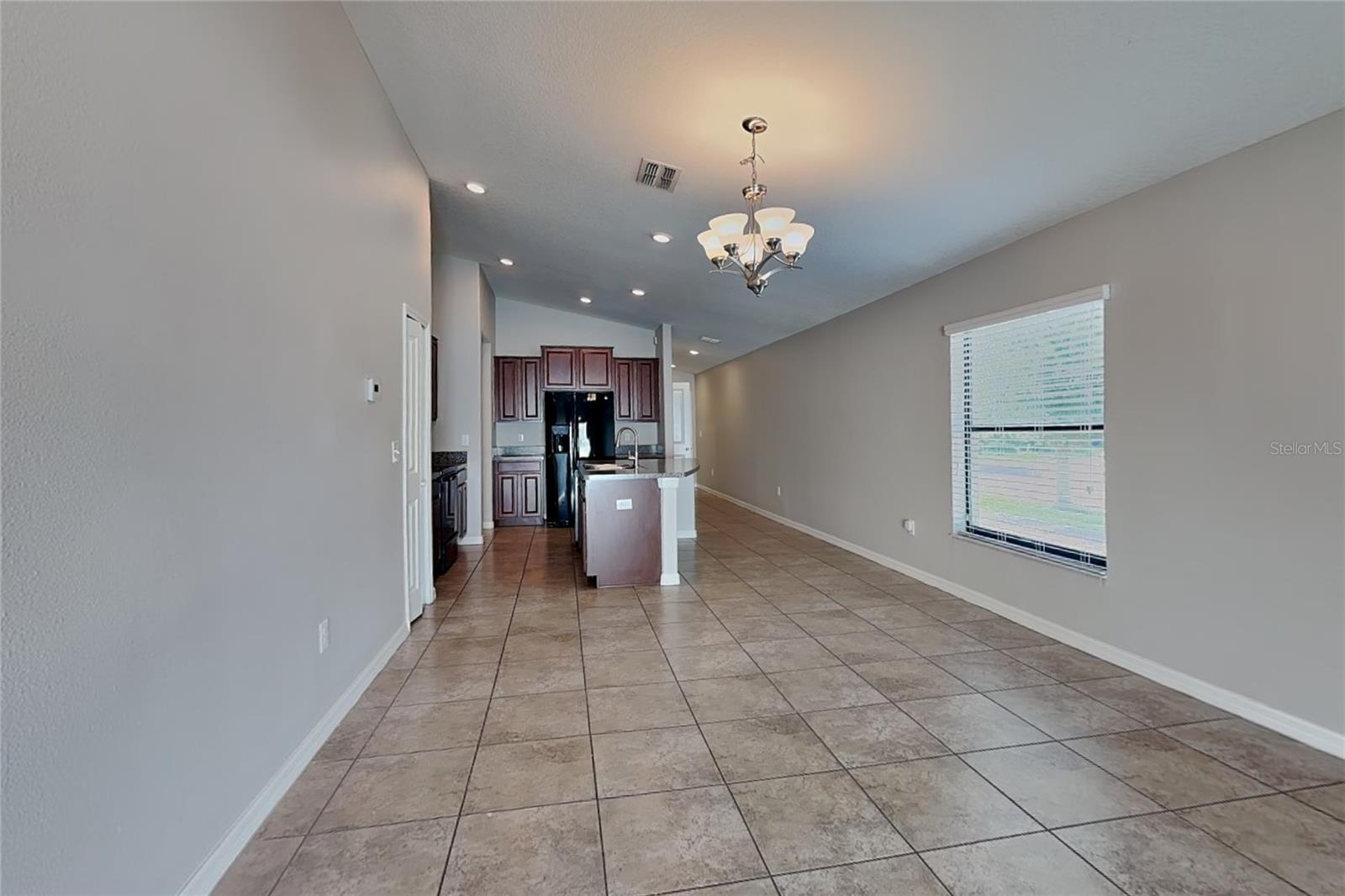 Home in WIMAUMA — photo 3