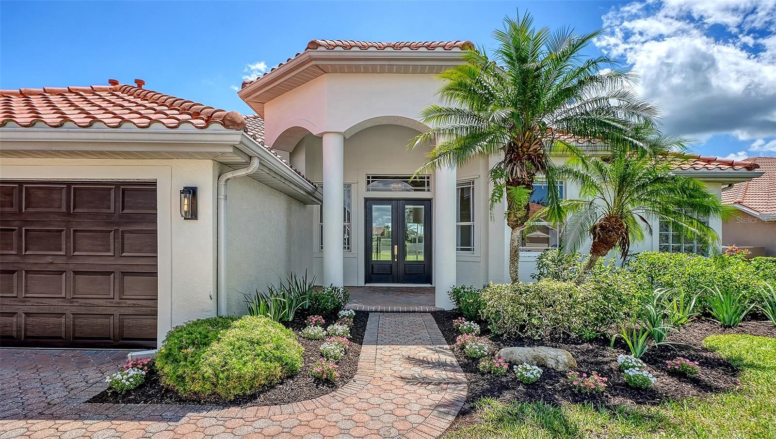 2729 HARVEST DR — photo 3