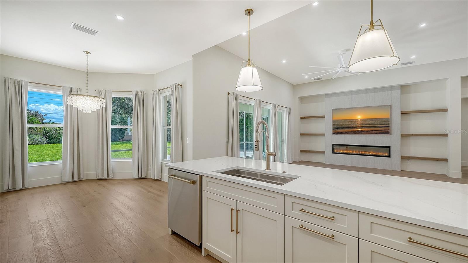 2729 HARVEST DR — photo 27