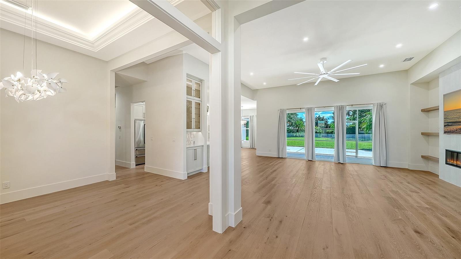 2729 HARVEST DR — photo 6