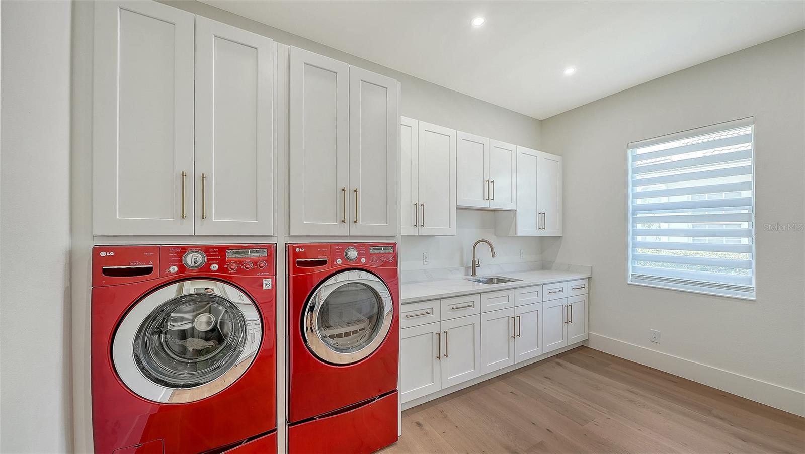 2729 HARVEST DR — photo 53