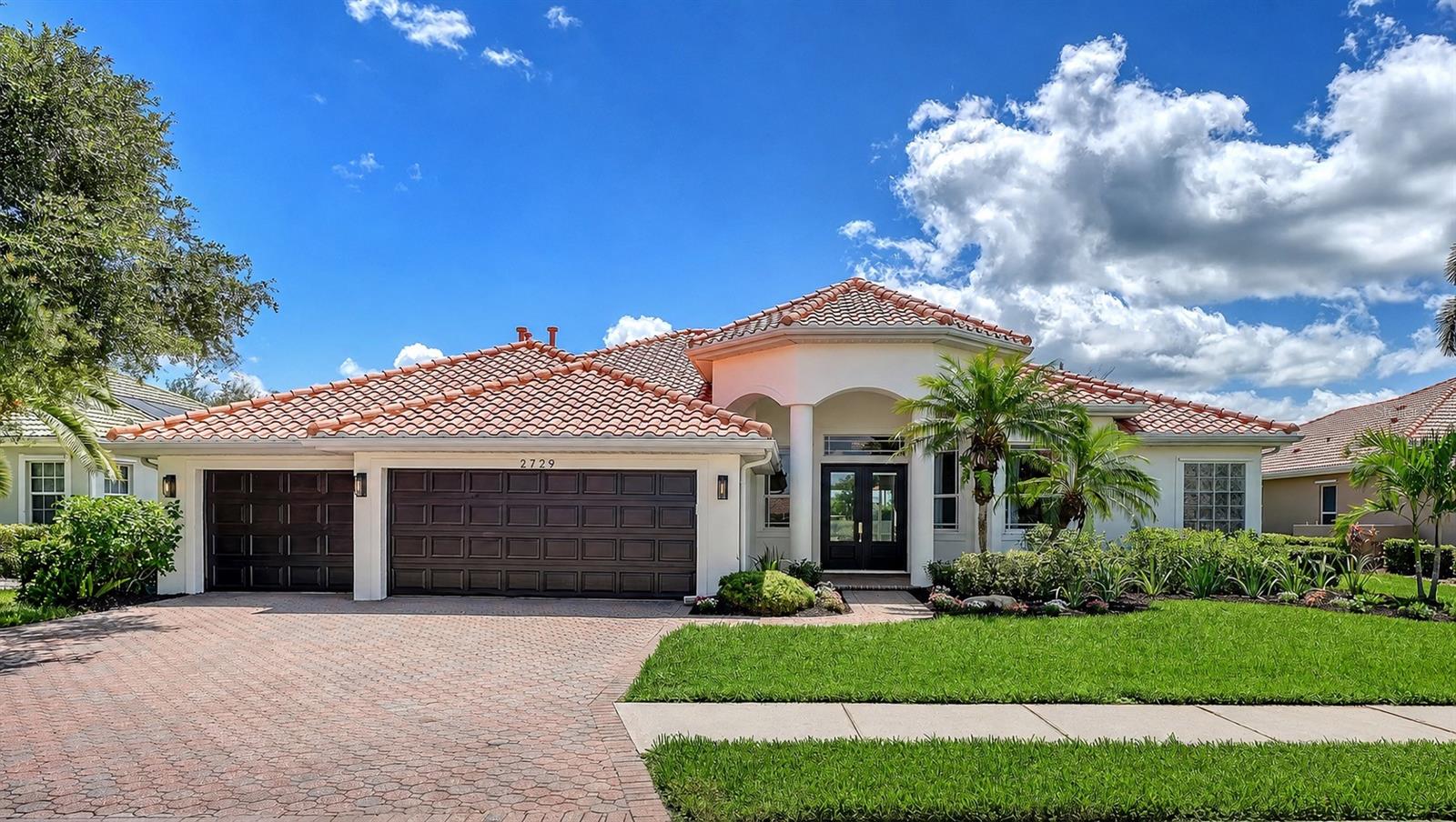2729 HARVEST DR — photo 2