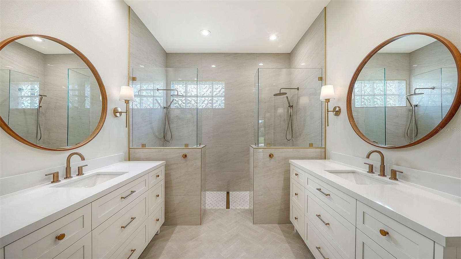 2729 HARVEST DR — photo 34