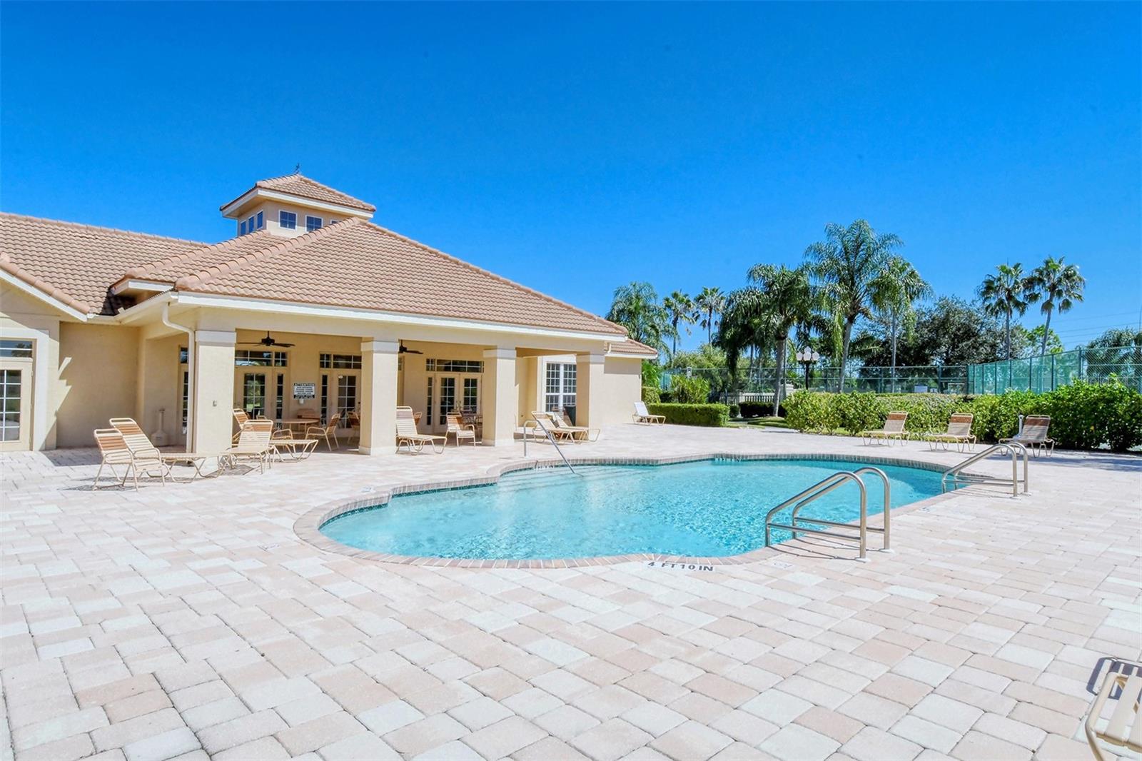 2729 HARVEST DR — photo 82