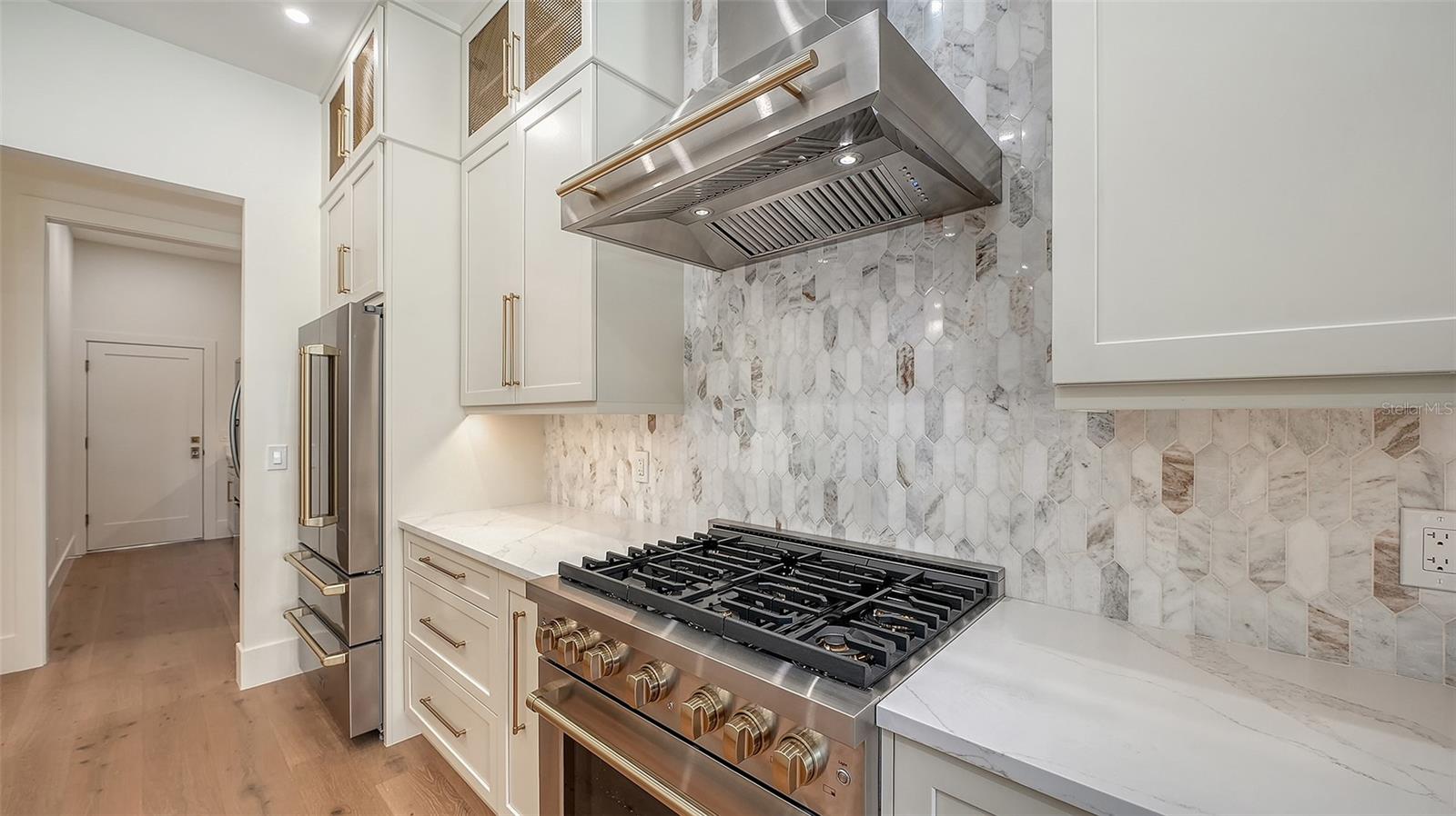2729 HARVEST DR — photo 25