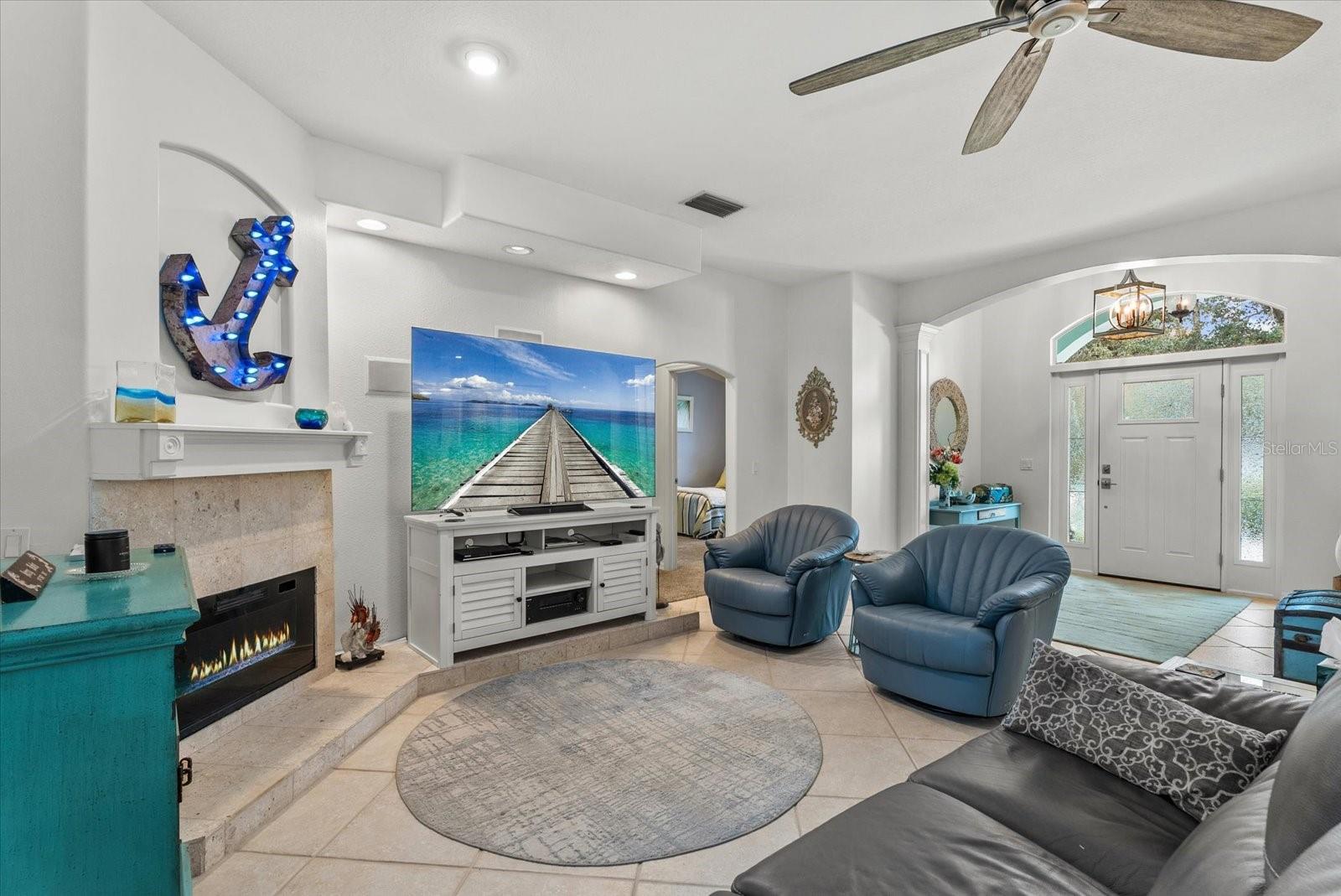 2166 SONOMA DR E — photo 15