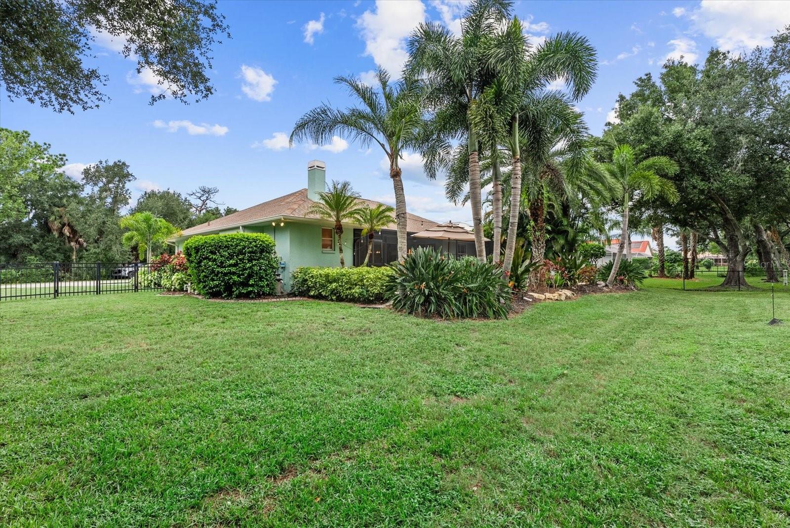 2166 SONOMA DR E — photo 48