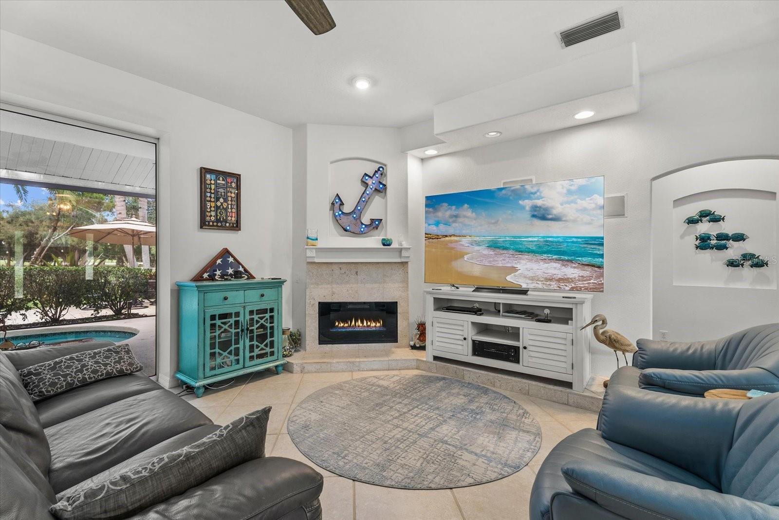 2166 SONOMA DR E — photo 14