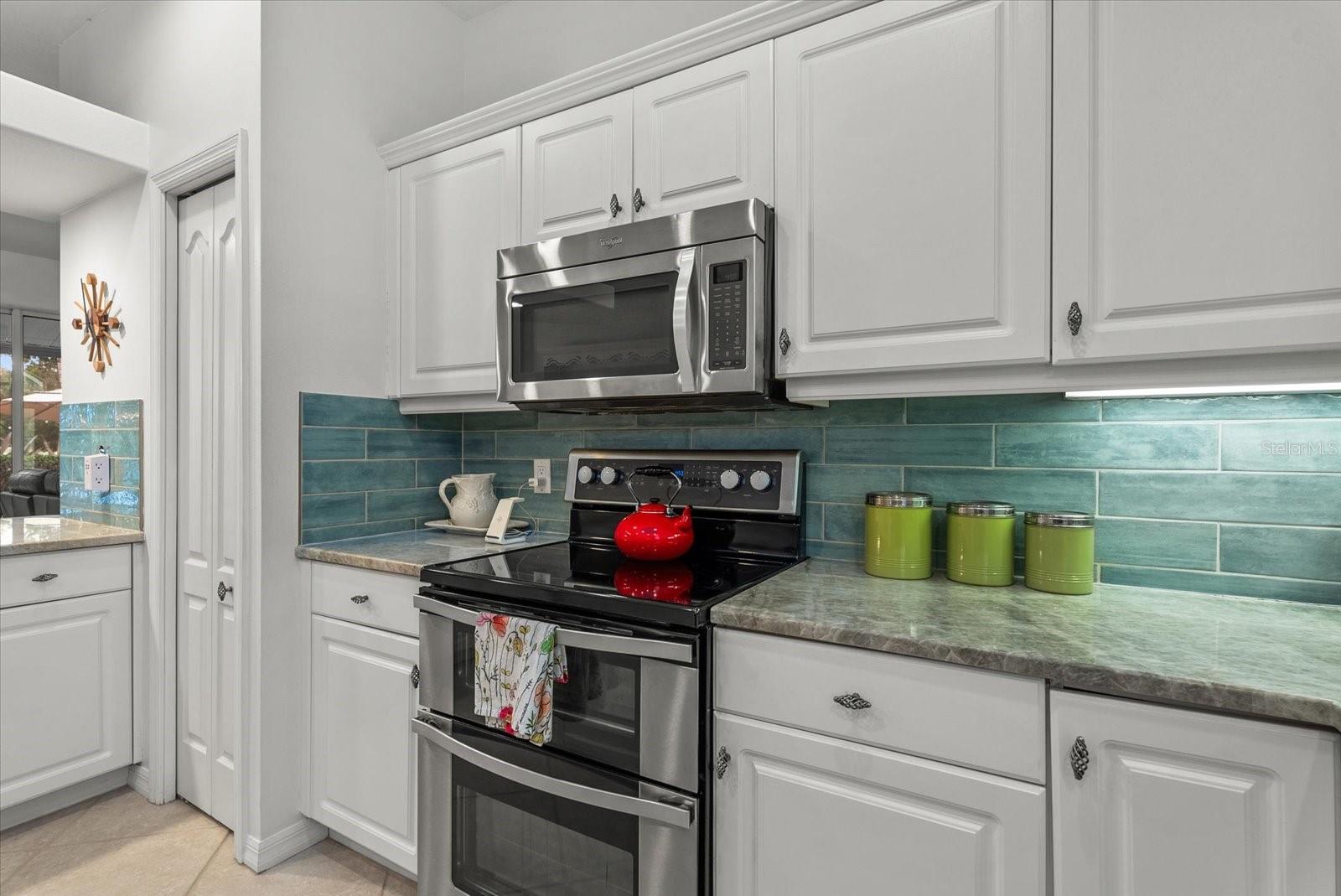 2166 SONOMA DR E — photo 22
