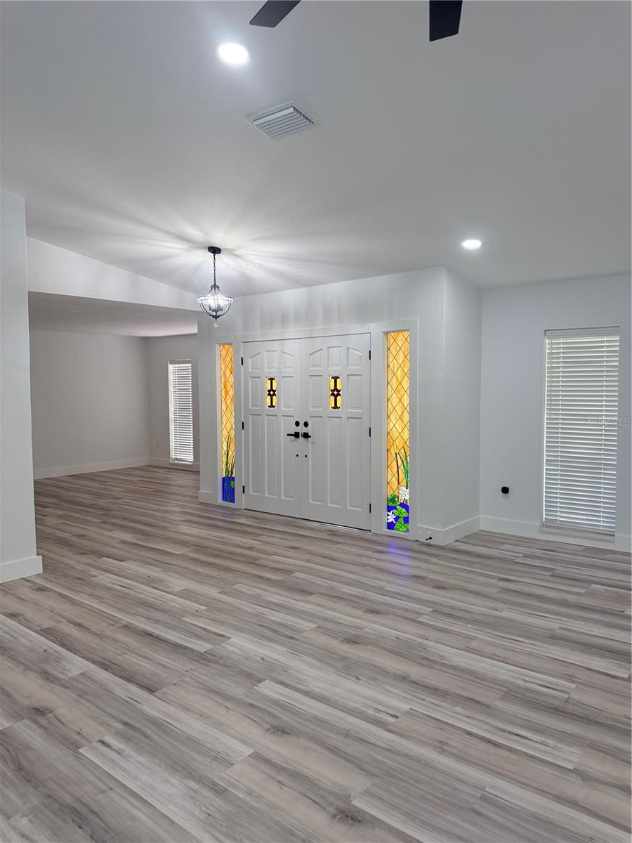 5507 NIMITZ RD — photo 17