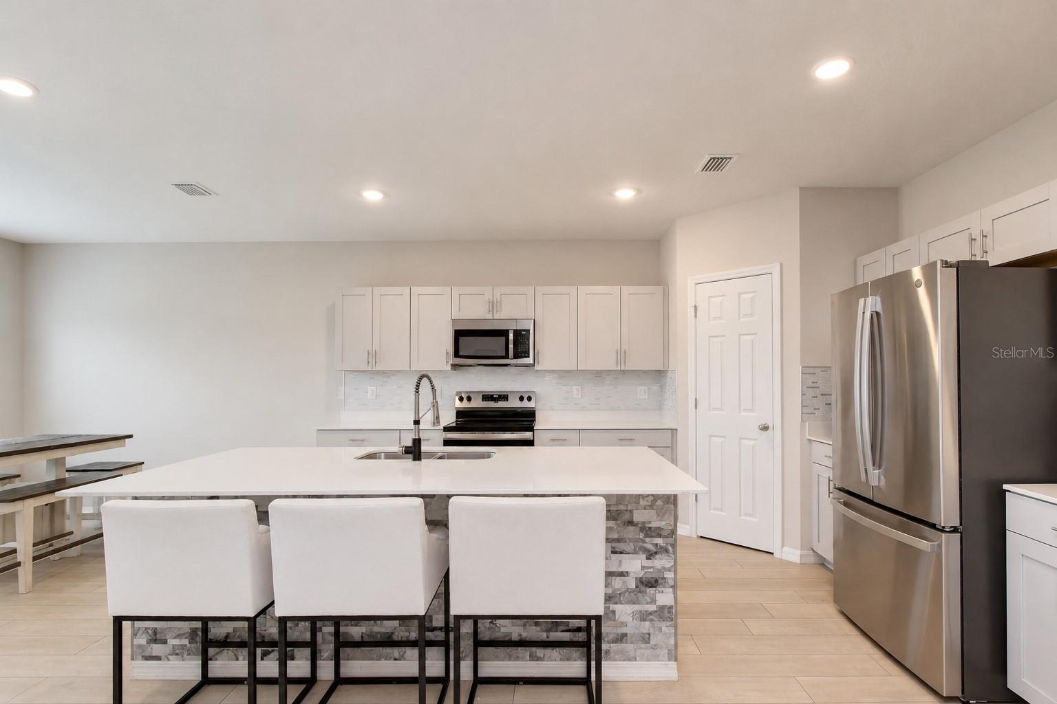 7917 PEACE LILY AVE — photo 7