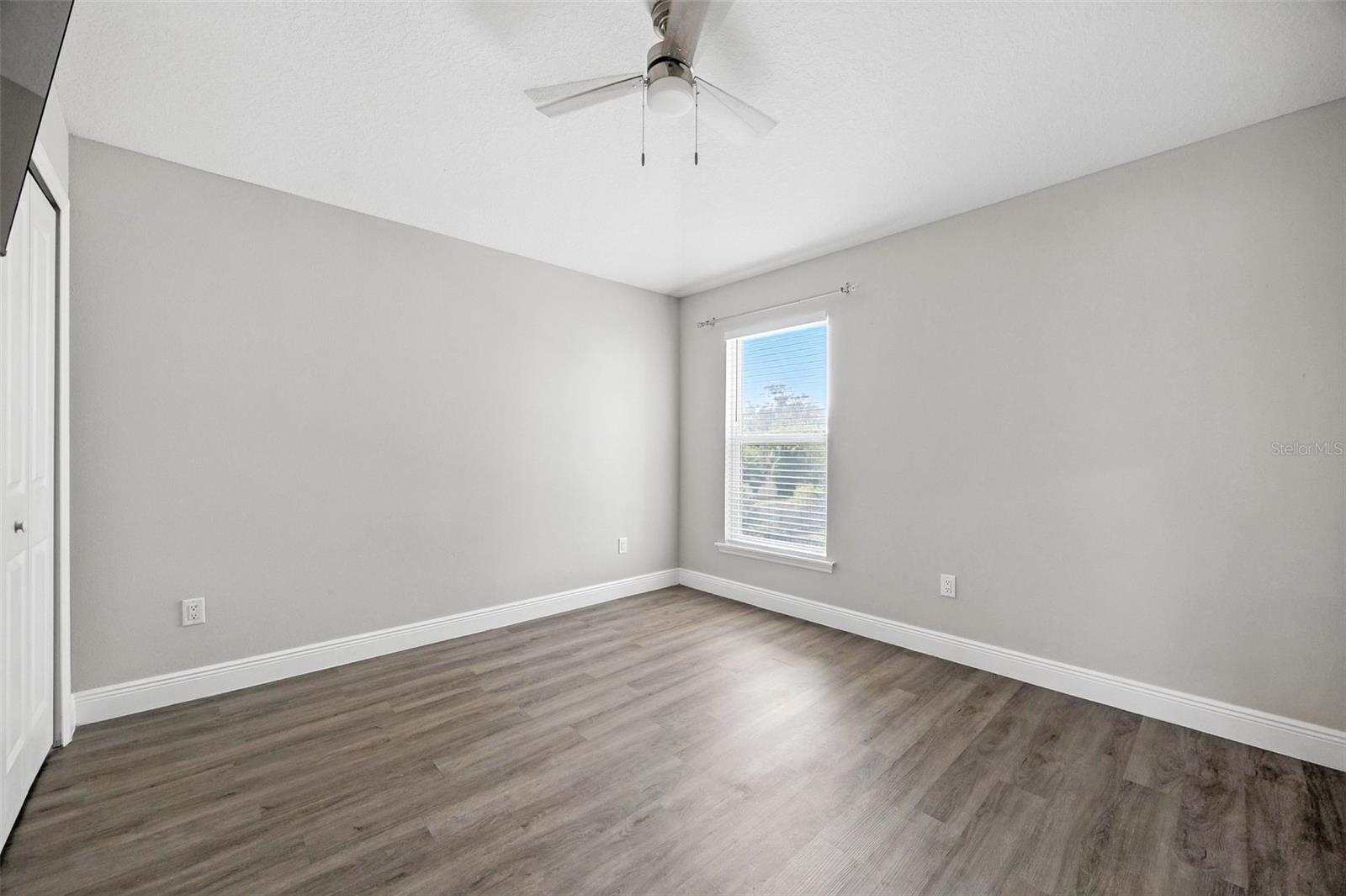 2519 W HIAWATHA ST — photo 15