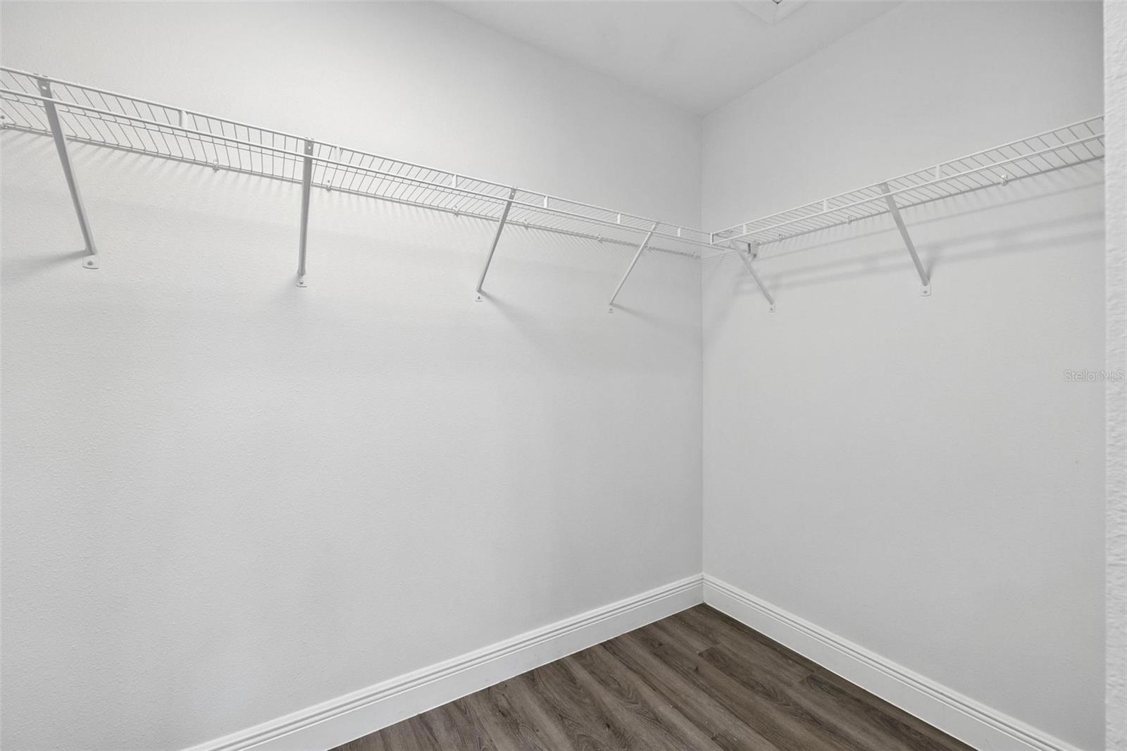 2519 W HIAWATHA ST — photo 26