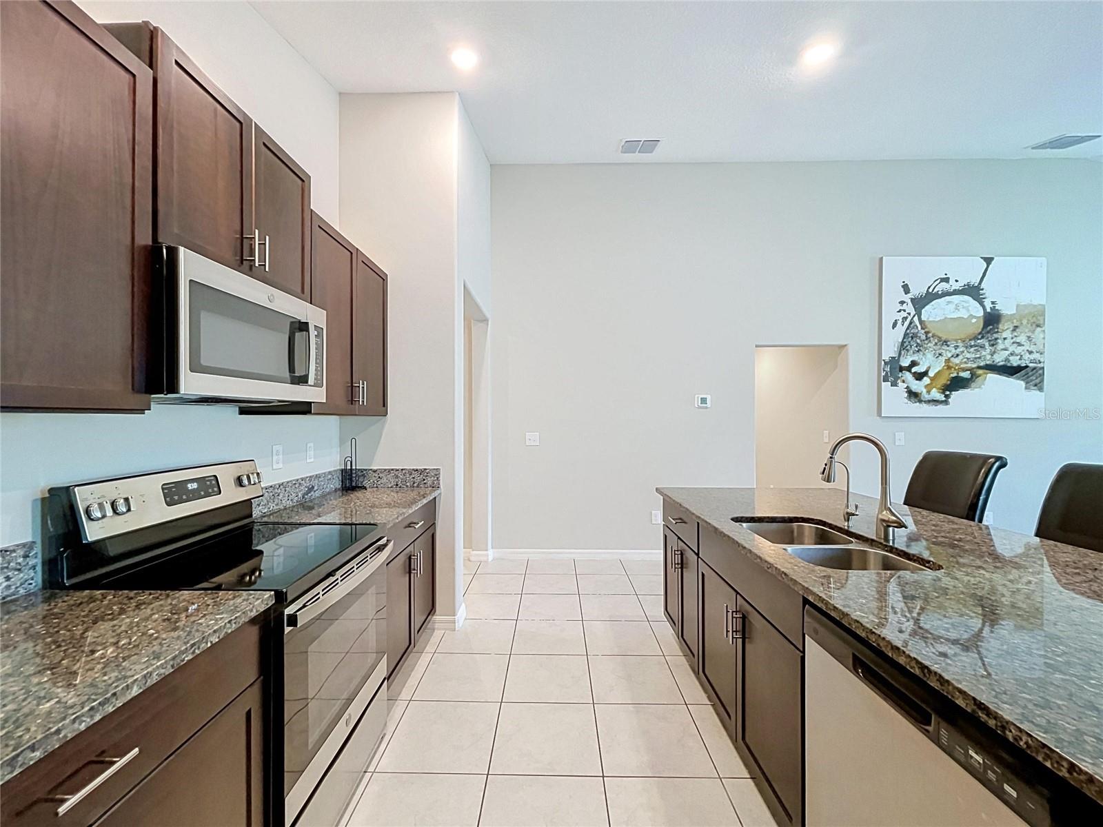 1565 COLDING DR — photo 11
