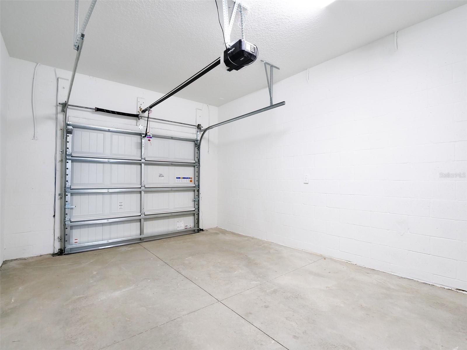 9844 ALLENDALE ST — photo 32
