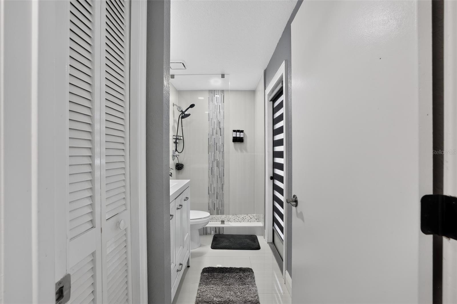 17721 HAMPSHIRE OAK DR — photo 31