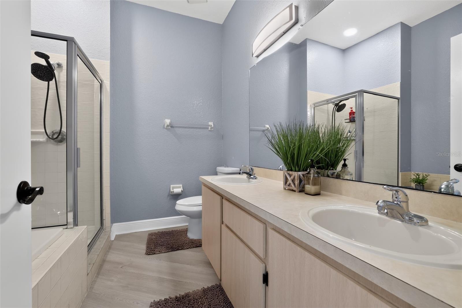 17721 HAMPSHIRE OAK DR — photo 23