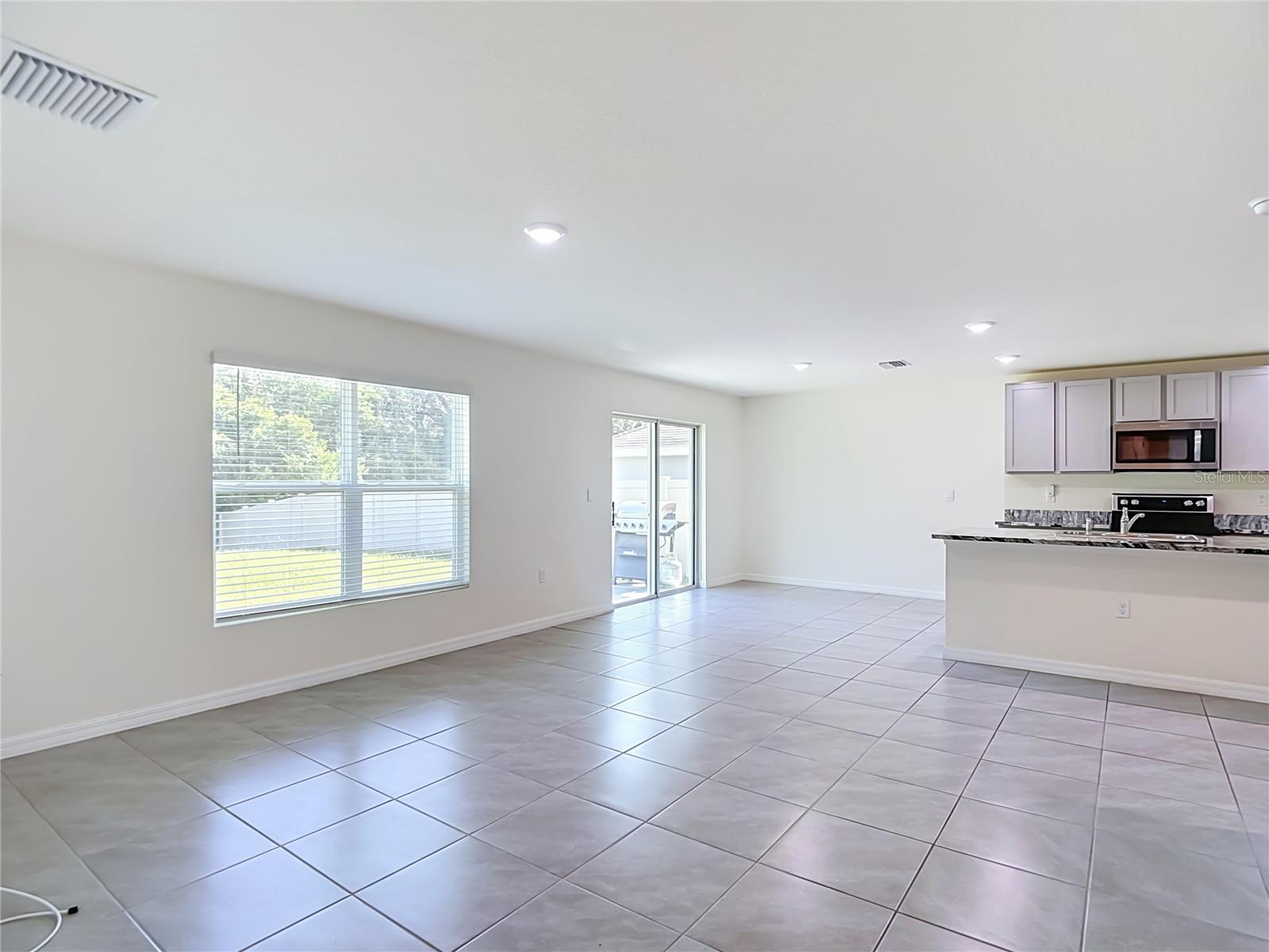 7737 ROSEWOOD GARDEN LOOP — photo 9