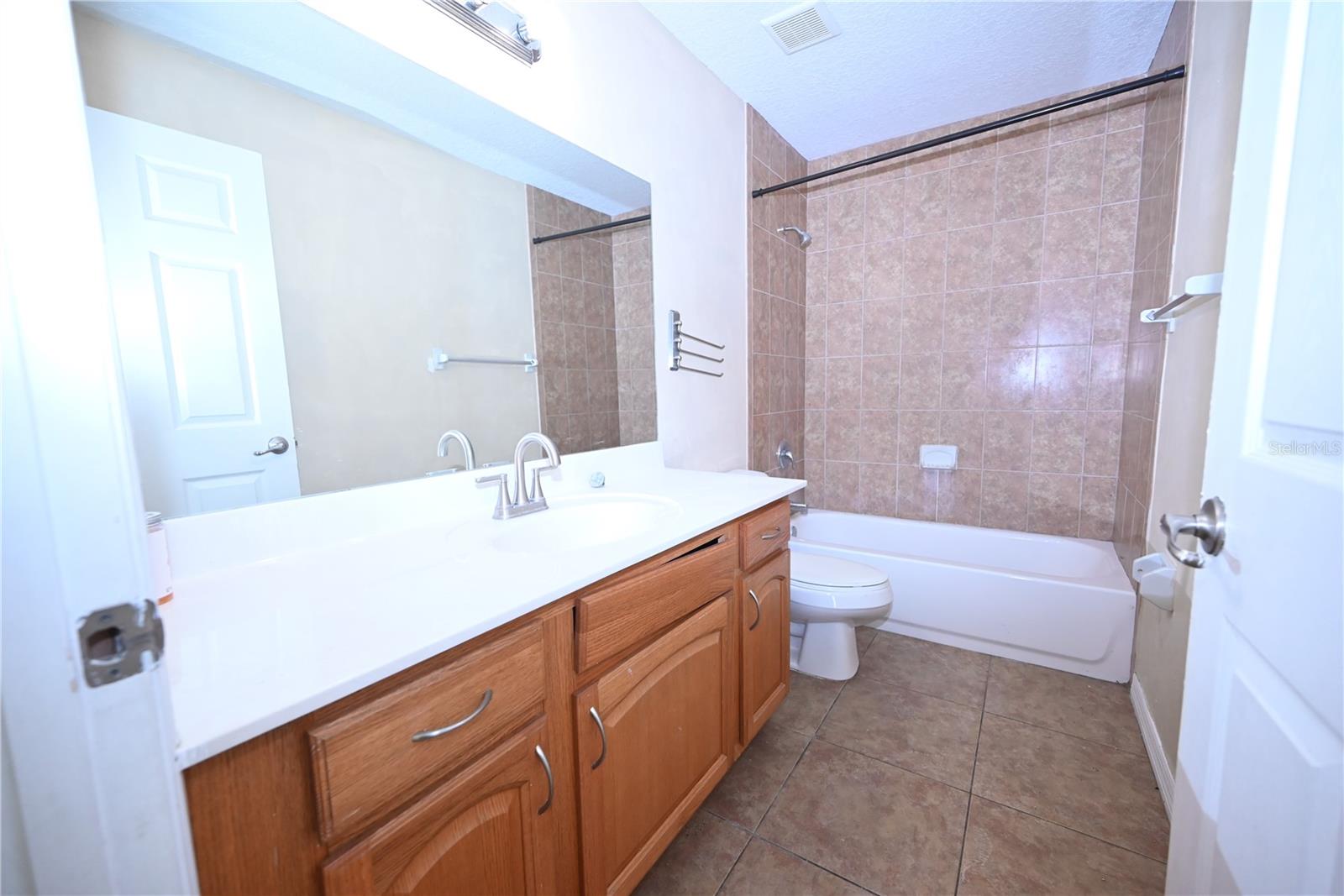 5302 SCHOOL RD — photo 10