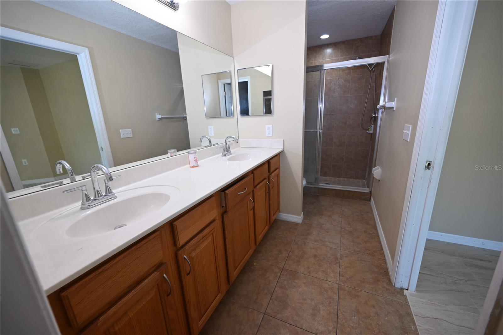 5302 SCHOOL RD — photo 15