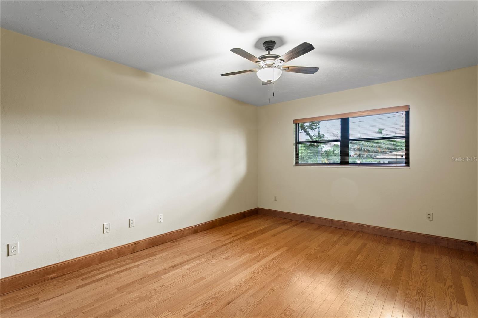 3101 WALNUT ST NE — photo 27