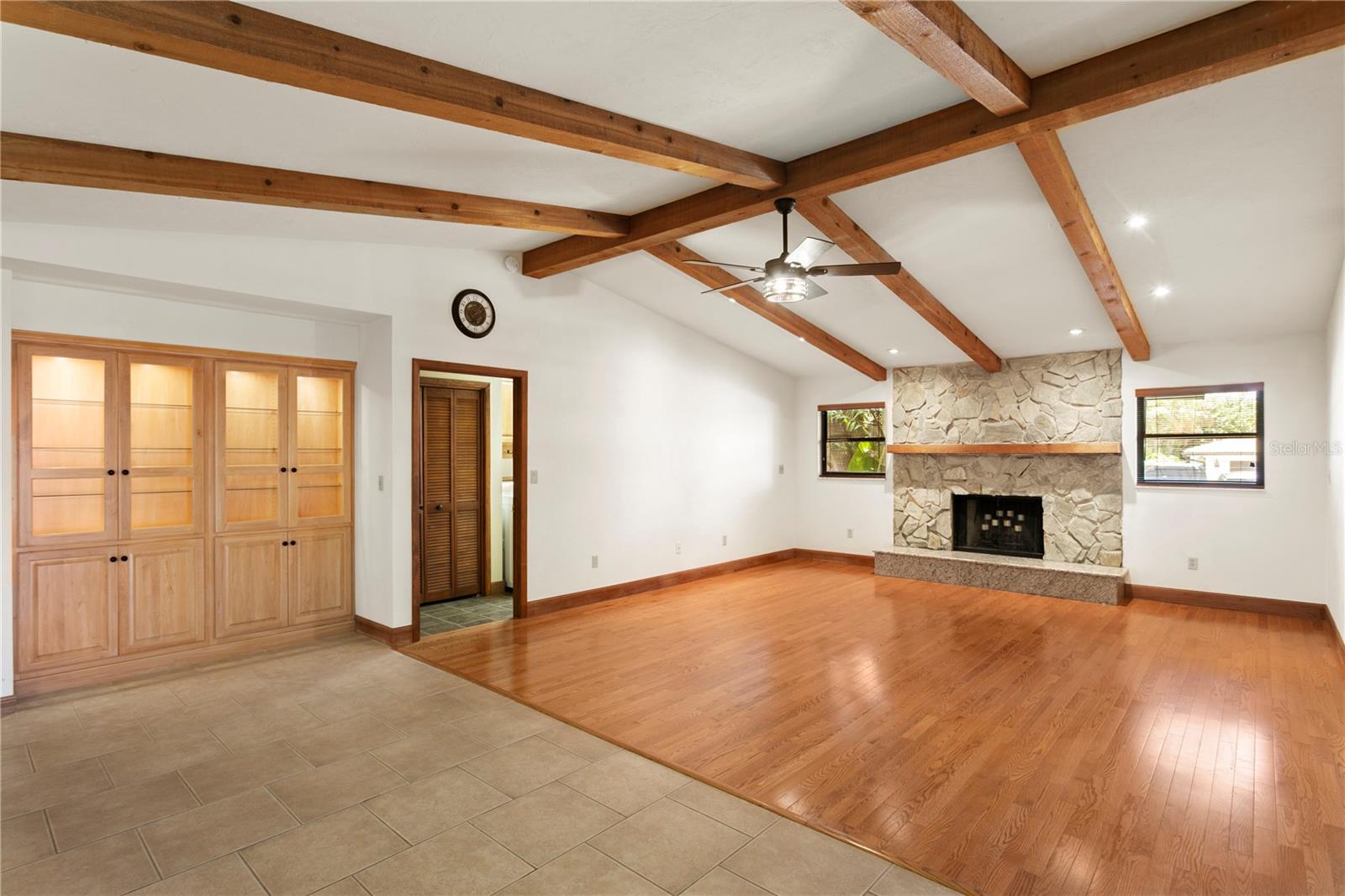 3101 WALNUT ST NE — photo 13
