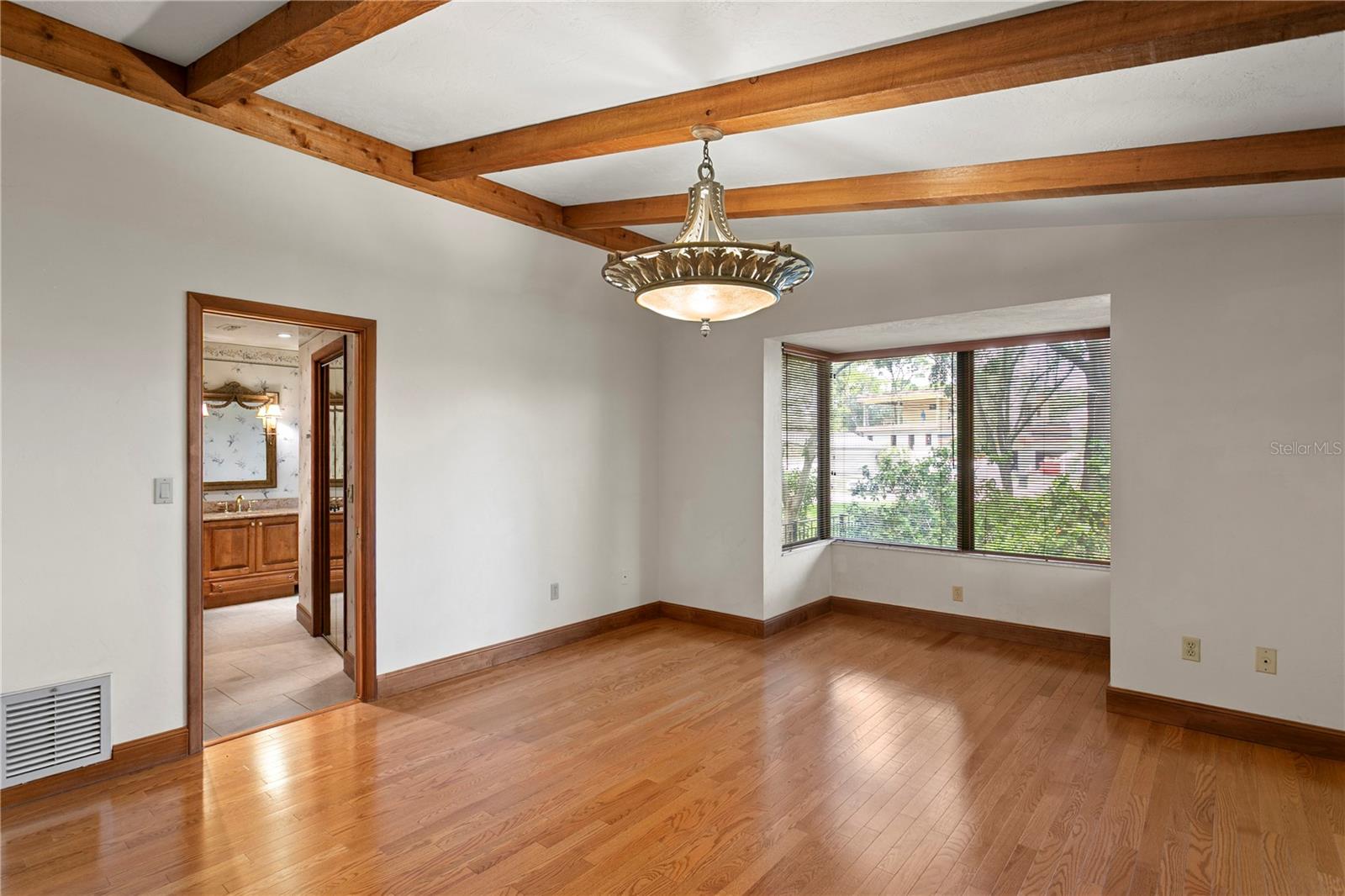 3101 WALNUT ST NE — photo 32