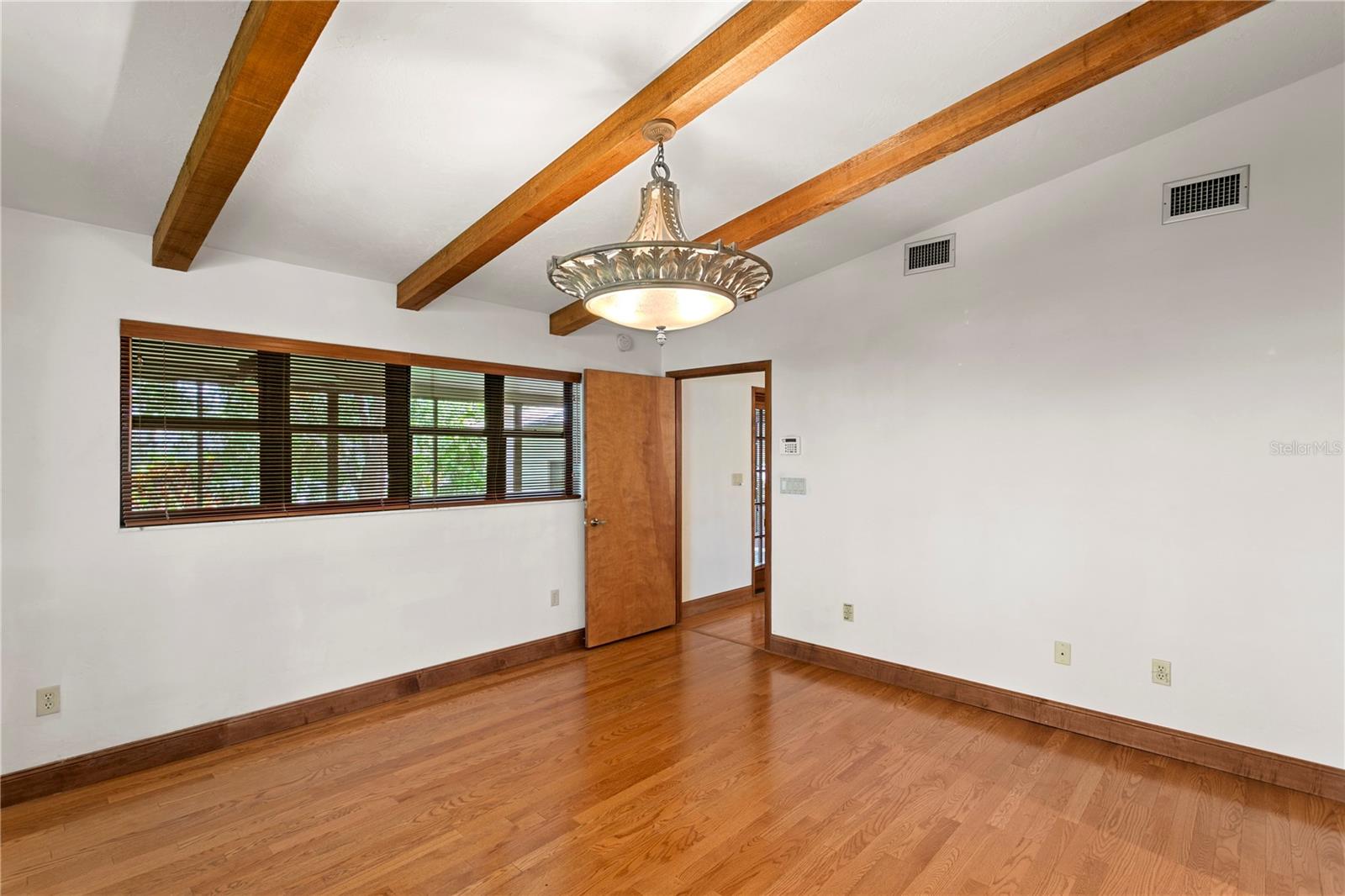 3101 WALNUT ST NE — photo 34