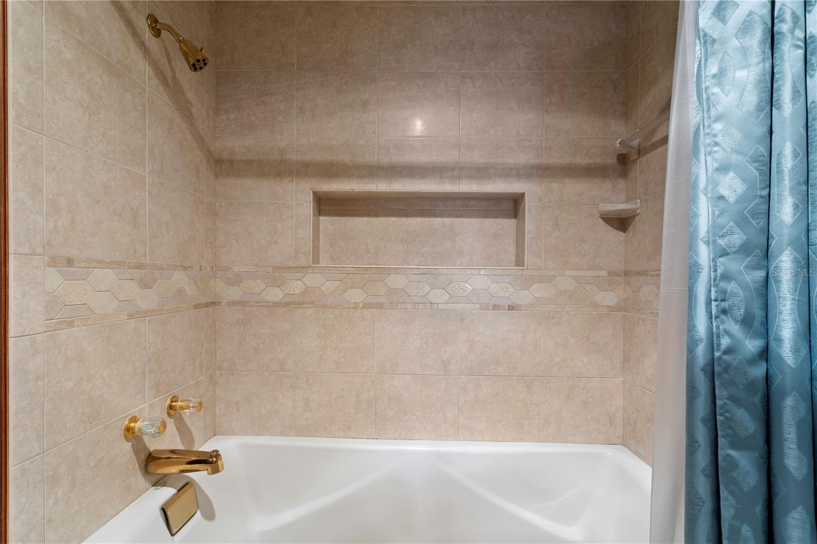 3101 WALNUT ST NE — photo 36