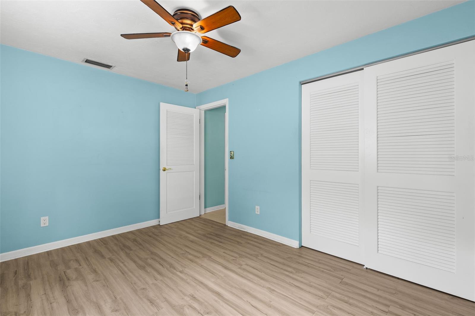 1530 SANDY LN — photo 19
