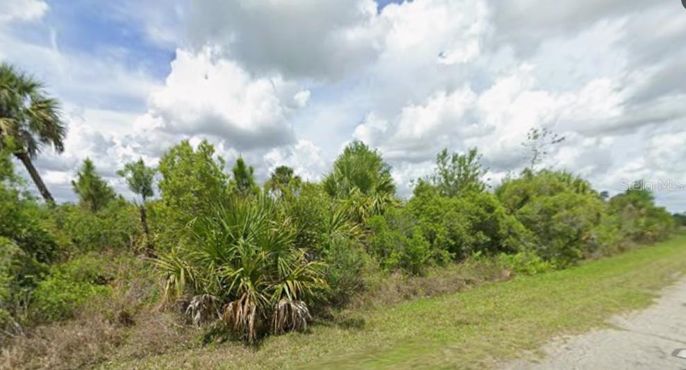 EWEN DR — photo 2