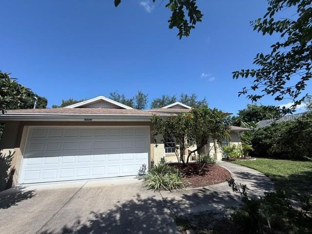 3225 HART WAY — photo 2