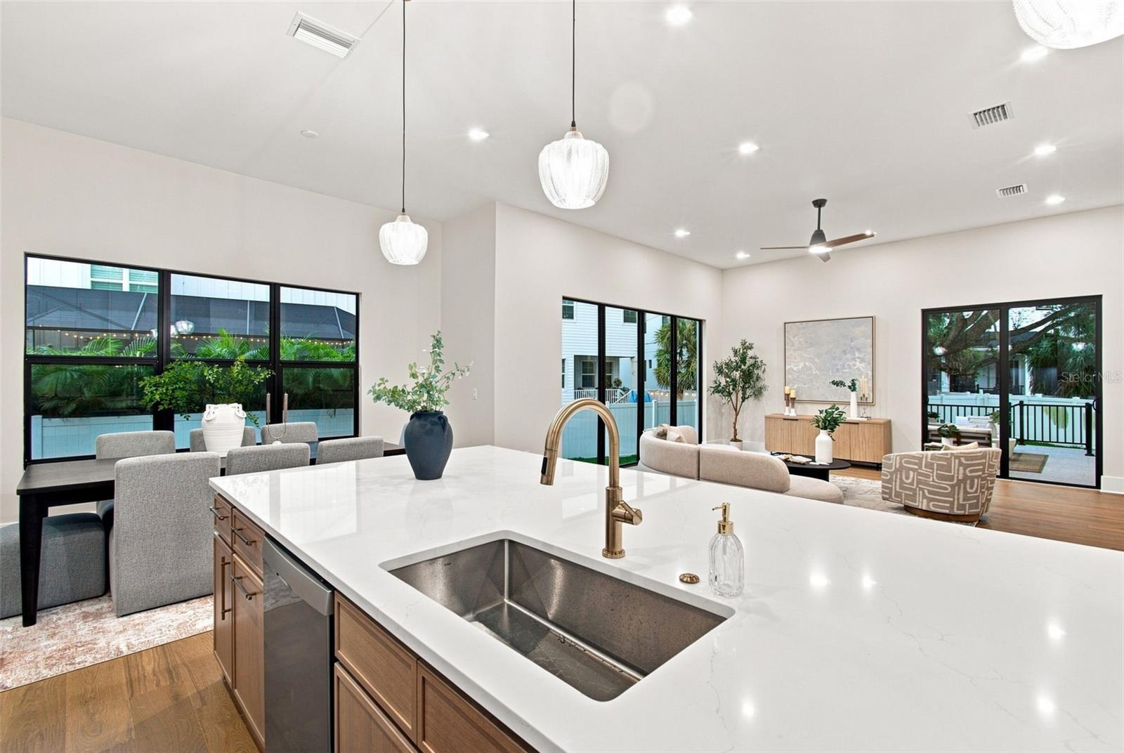 3610 S RENELLIE DR — photo 39