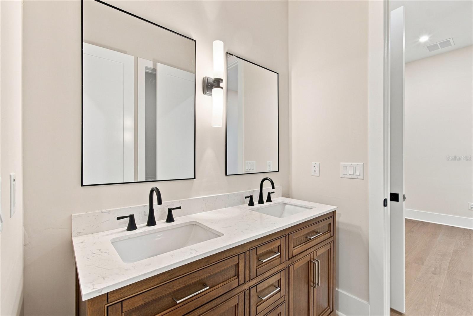 3610 S RENELLIE DR — photo 67