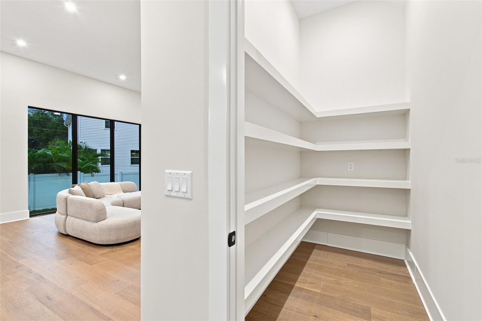 3610 S RENELLIE DR — photo 41