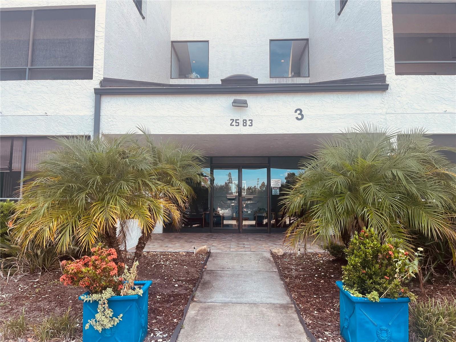 2583 COUNTRYSIDE BLVD #3201 — photo 2