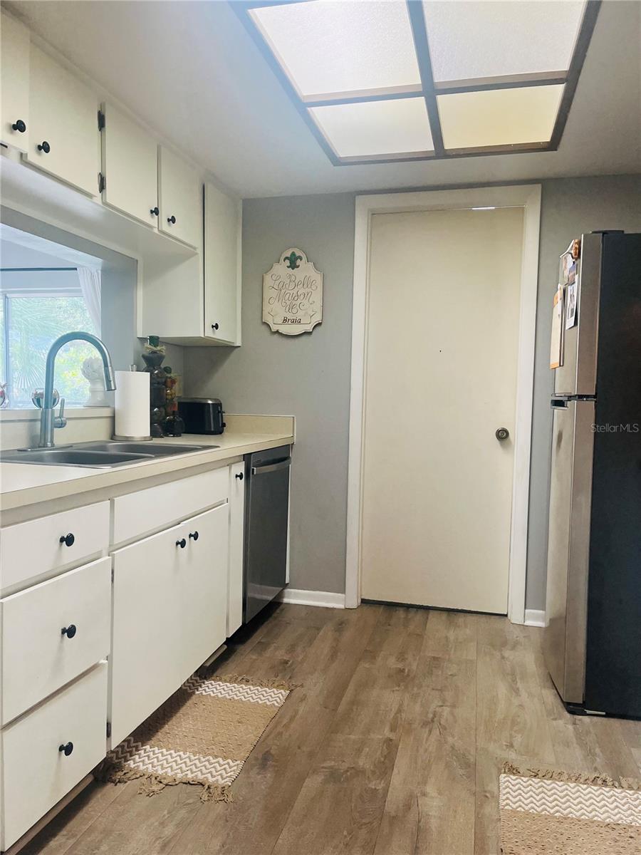 2583 COUNTRYSIDE BLVD #3201 — photo 5