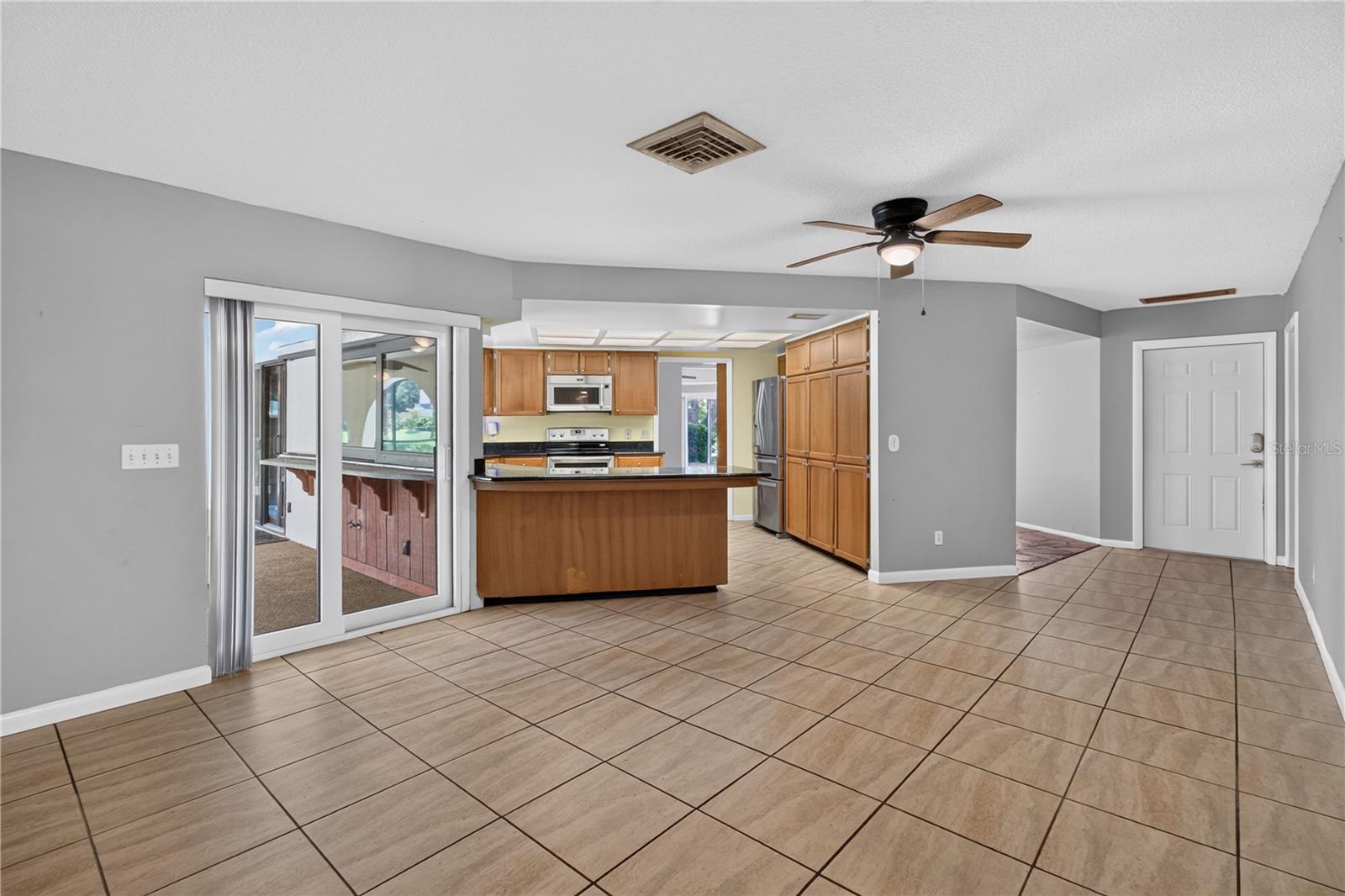 10 LINDEN LN — photo 18