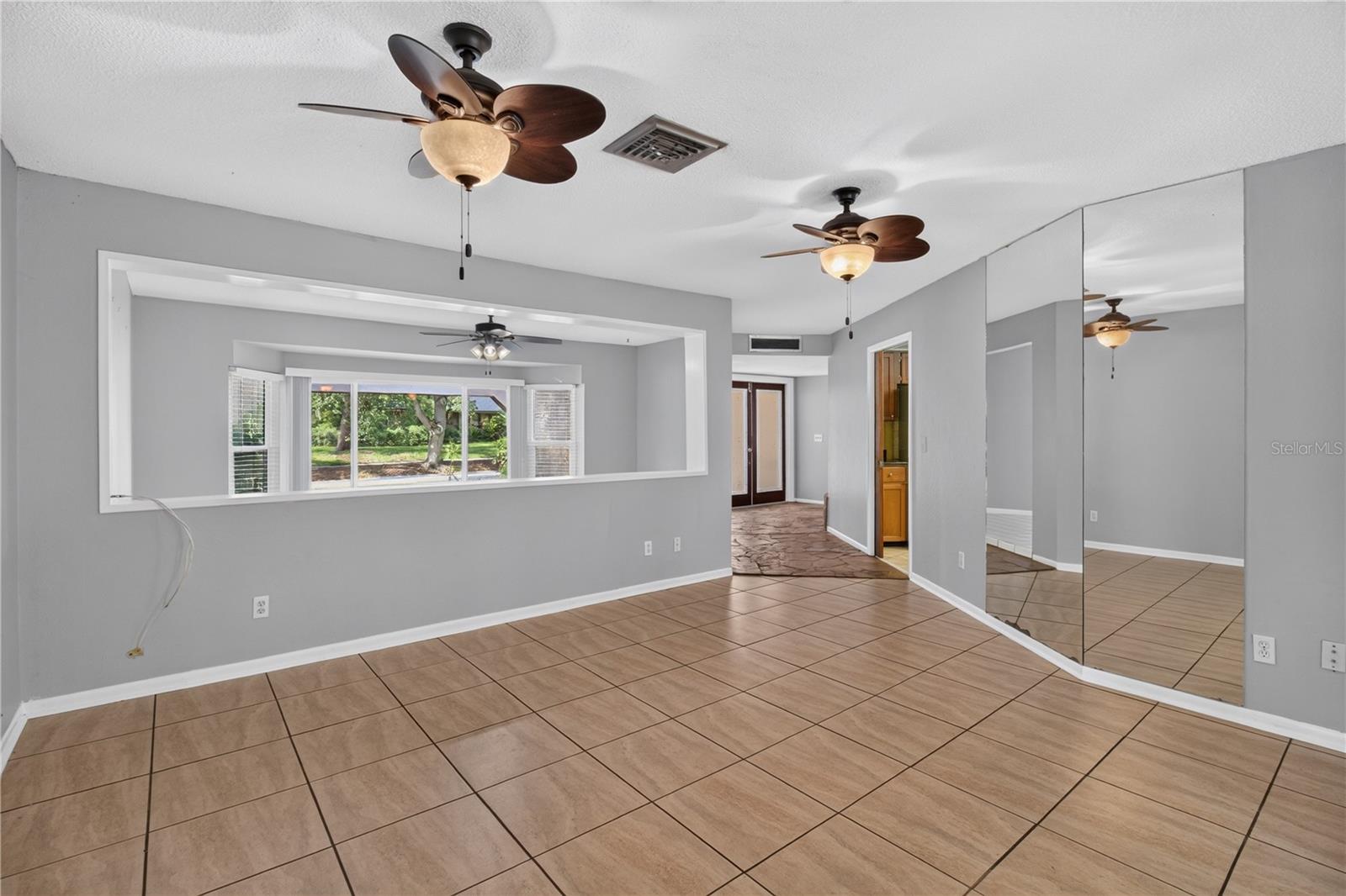 10 LINDEN LN — photo 10