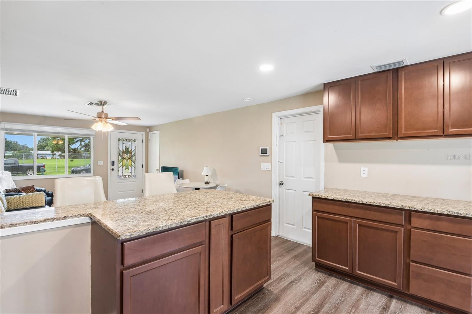 8401 PORTULACA AVE — photo 10