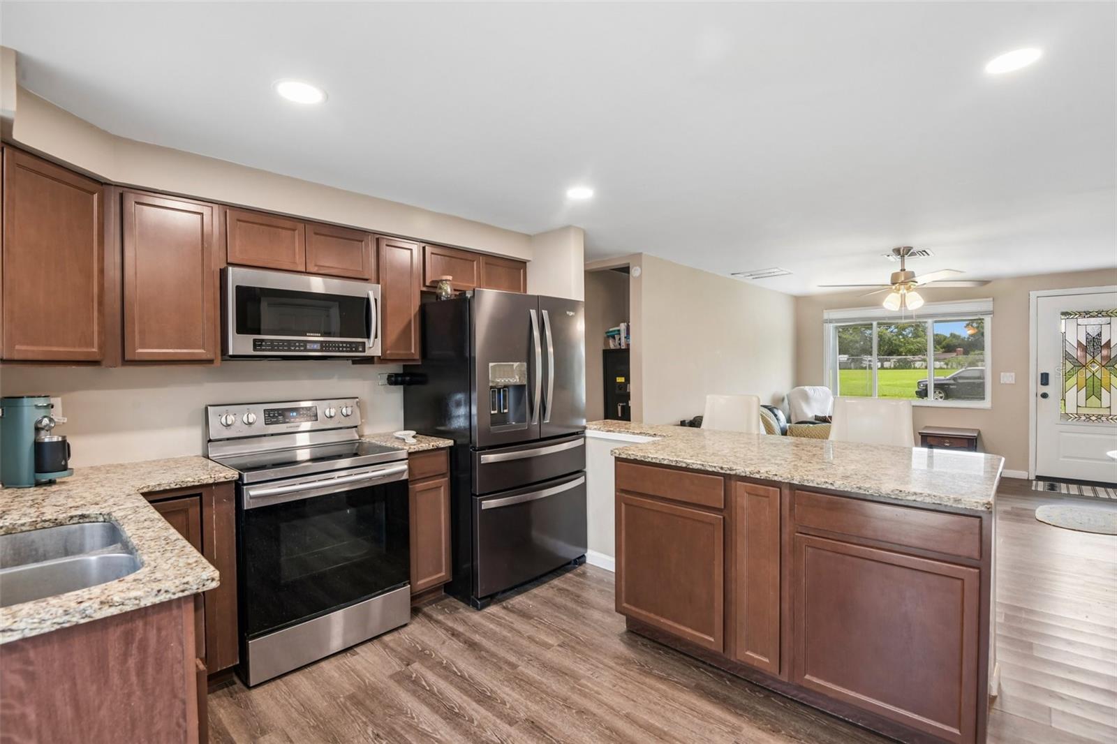 8401 PORTULACA AVE — photo 8