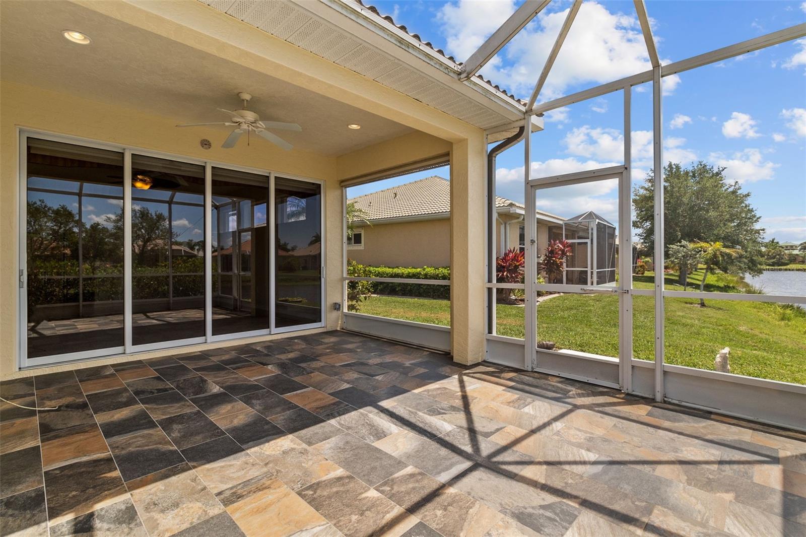 9486 HAWK NEST LN — photo 37