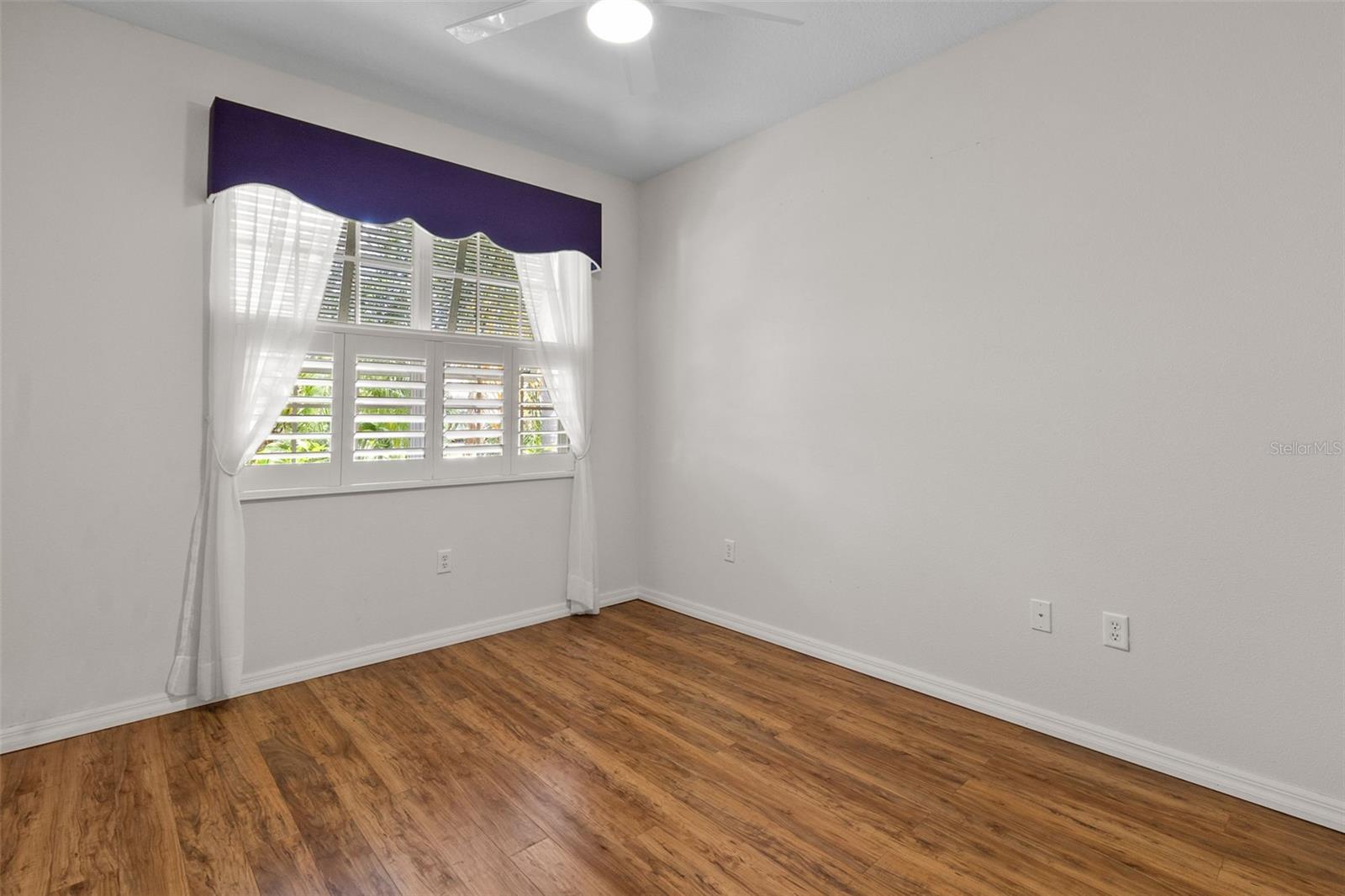 9486 HAWK NEST LN — photo 29