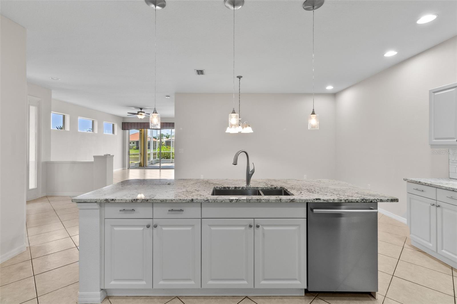 9486 HAWK NEST LN — photo 17