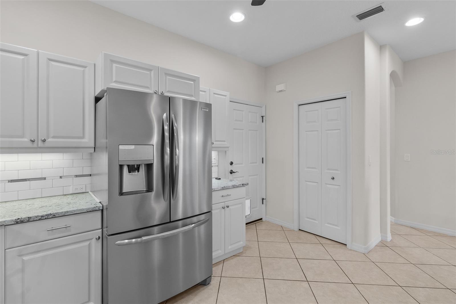 9486 HAWK NEST LN — photo 12