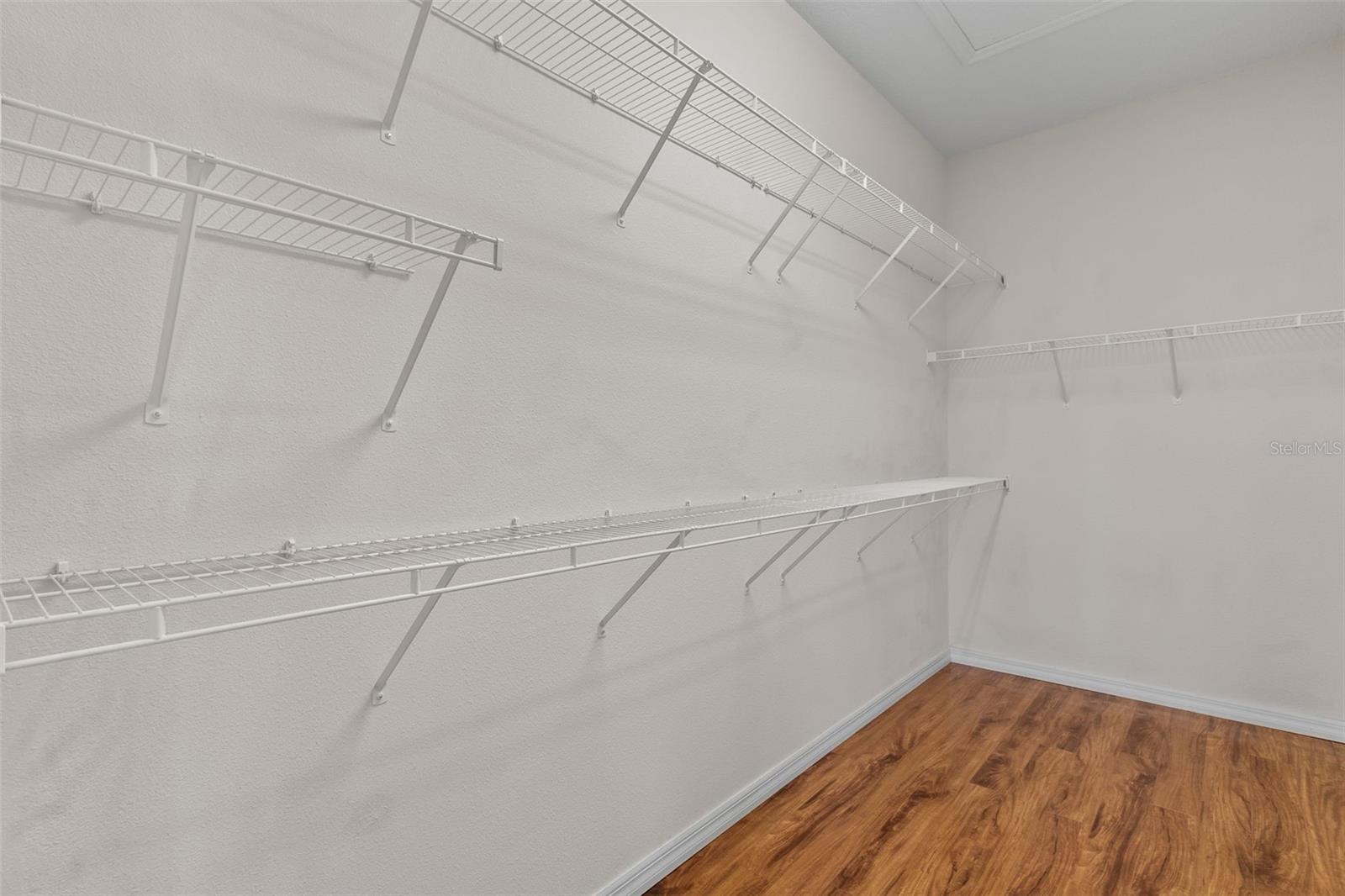 9486 HAWK NEST LN — photo 26