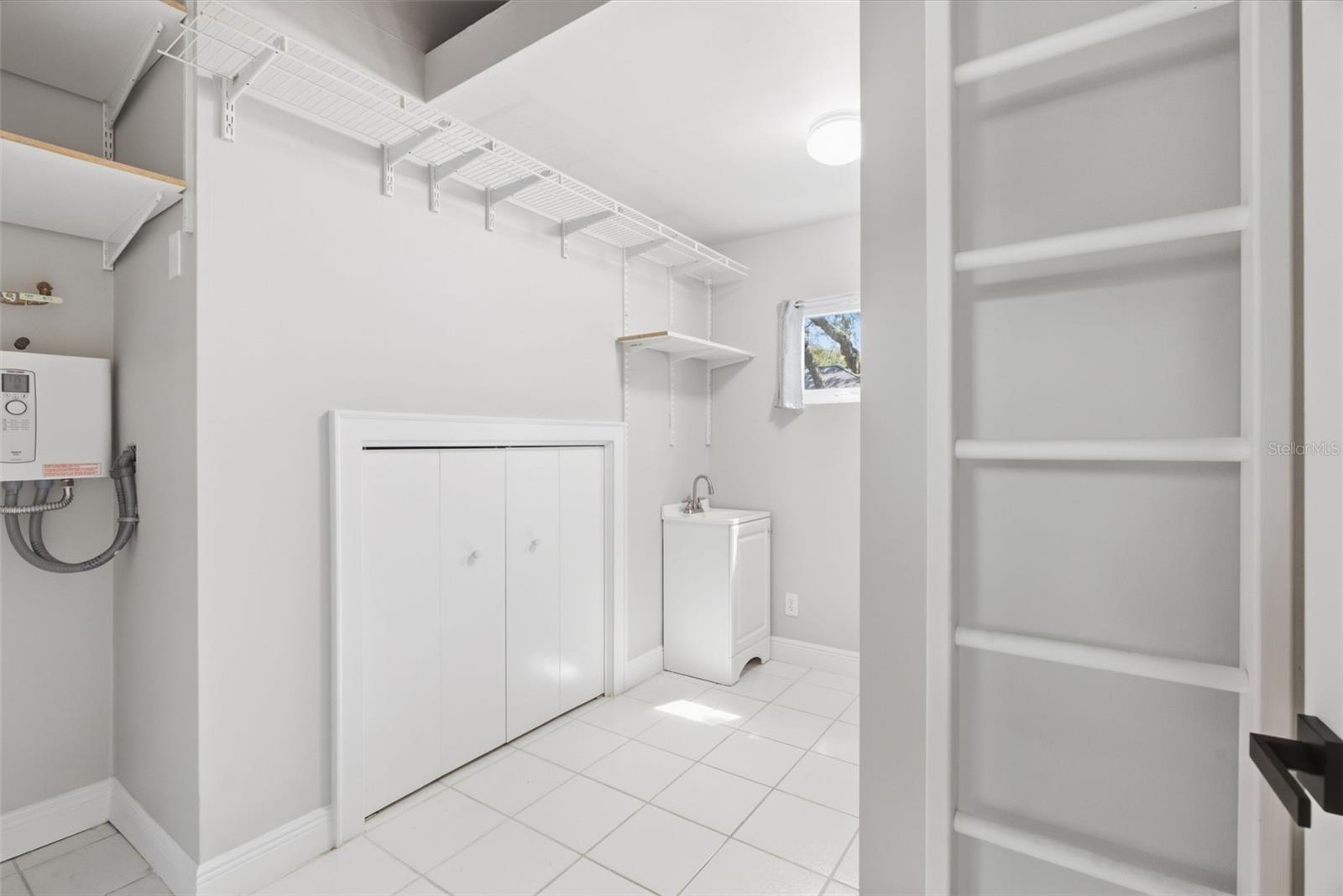 5812 BAYSHORE BLVD — photo 36